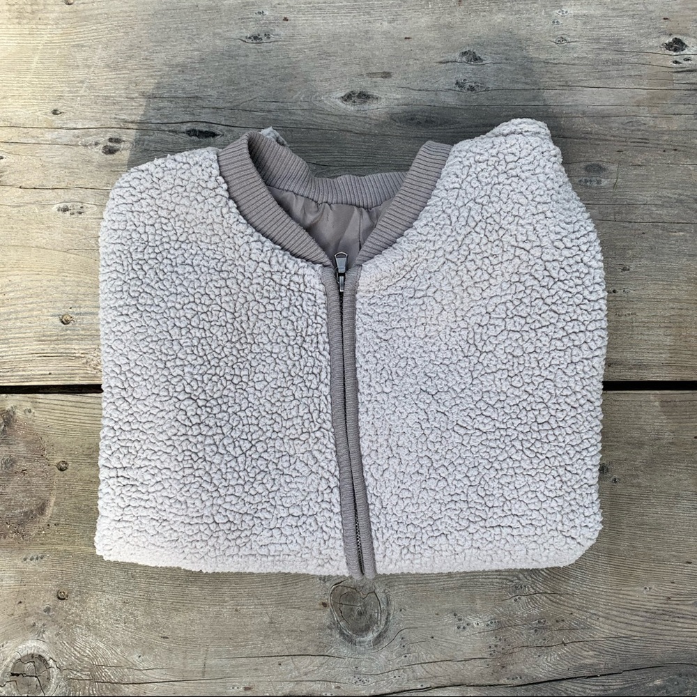 Grey sherpa teddy zip up lined bomber jacket ribbed cuffs - Picture 9 of 9